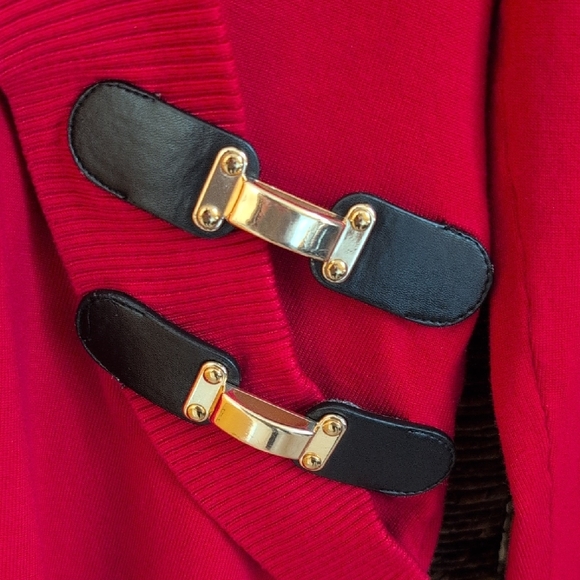 Classy Sweater Bundle x2 Sophisticated Cocktail Modern Gold Faux Leather Martini - Picture 2 of 9